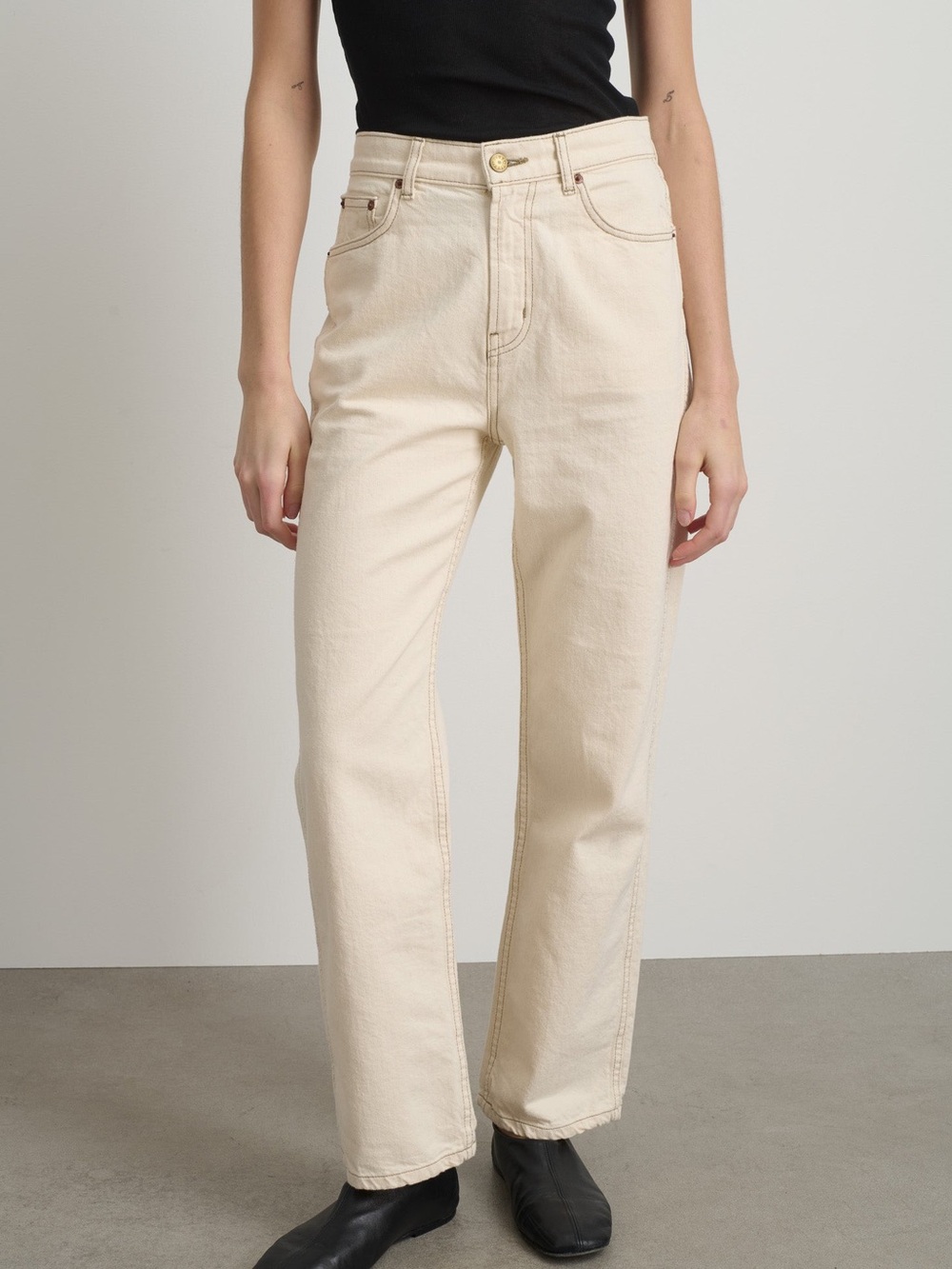 B SIDES Plein Relaxed Straight Jean in Clair, size 27